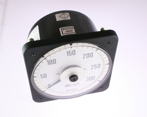 New Crompton 077-05FA-LSRX-C6 0-300 Amps AC 60Hz Meter