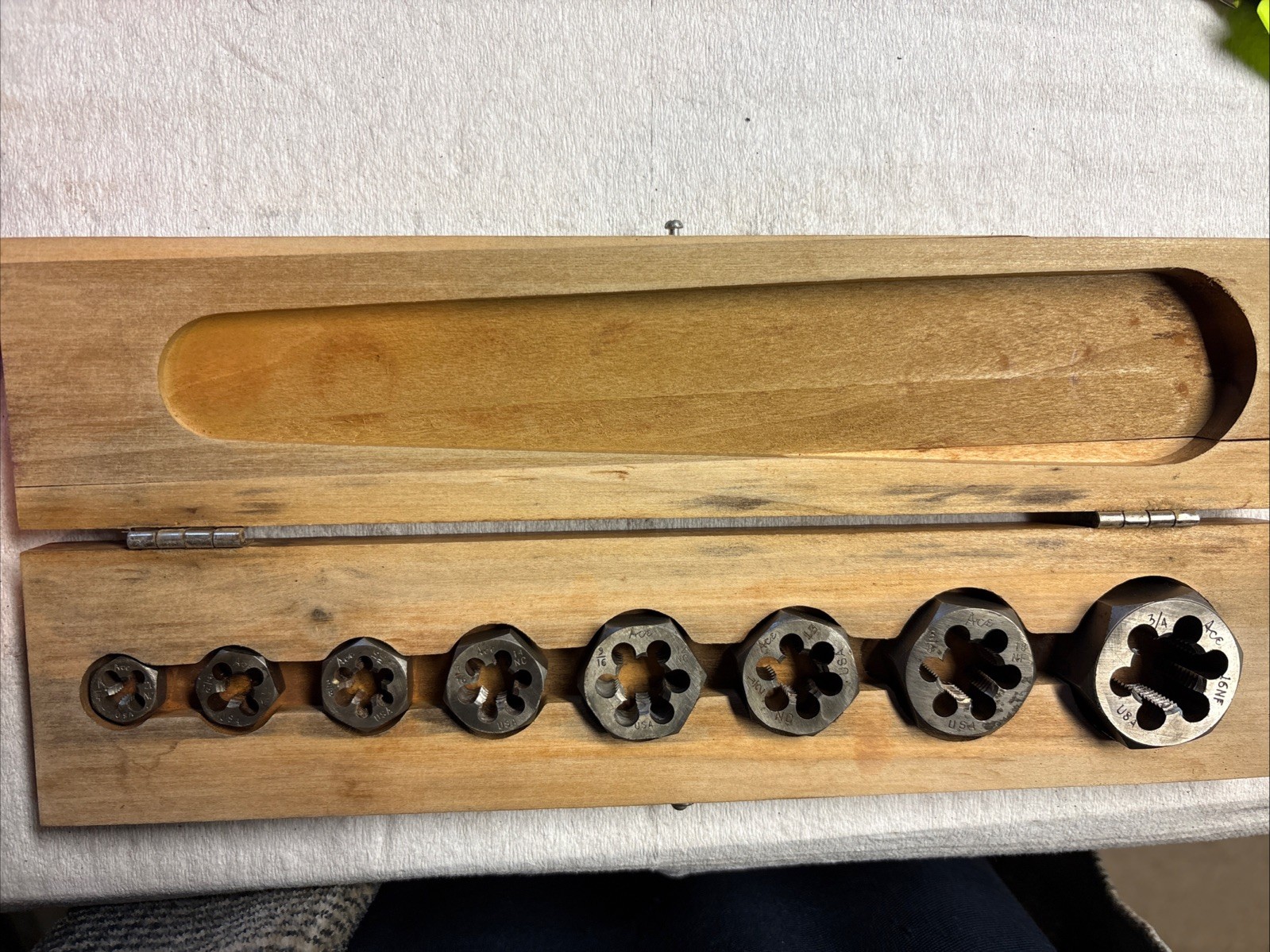 Ace Rethreader Die Set