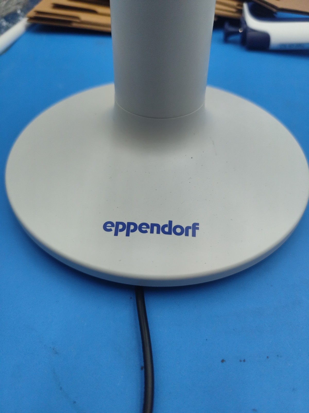eppendorf charging stand for e3x