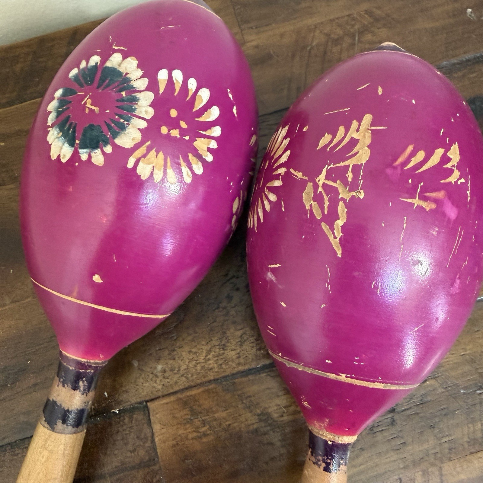 VTG Maracas Hand Etched Painted Souvenir Musical Instrument Noise Maker Wood