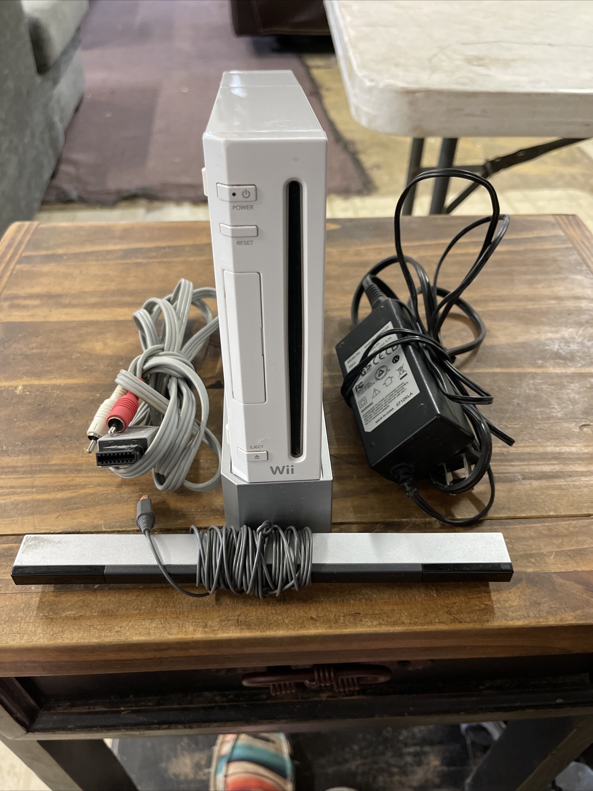 Nintendo Wii Console & Cords, No Controller White RVL-001 Works Tested