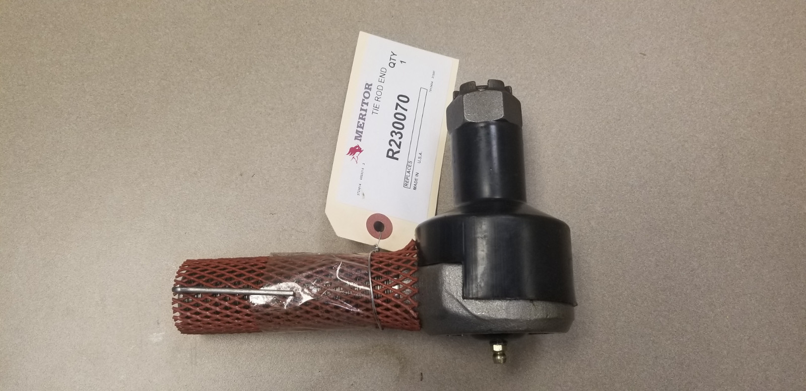 OEM MERITOR R230070, RH, TIE ROD END *** WITHOUT BOX