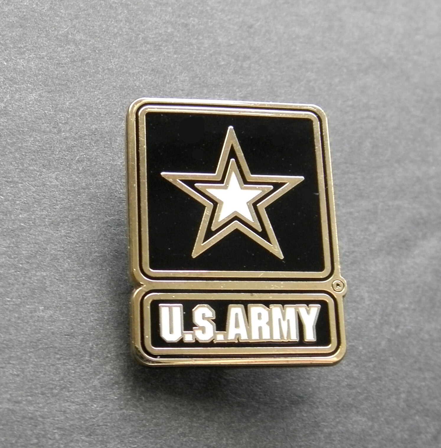 US ARMY LAPEL PIN HAT BADGE 1 x 3/4 INCH ARMY OF ONE
