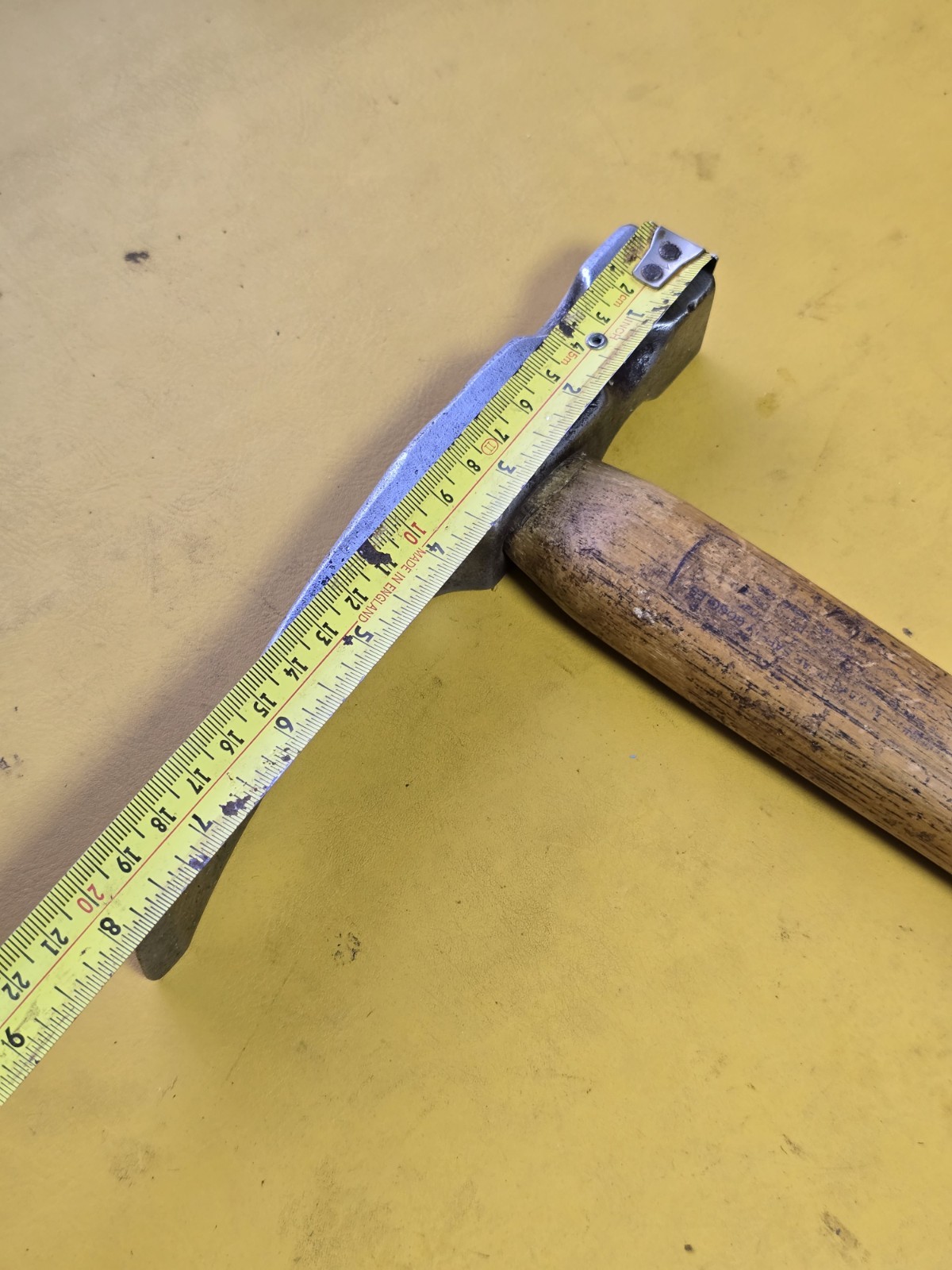 Vintage Bricklayers Brickies Hammer Masonry Hammer