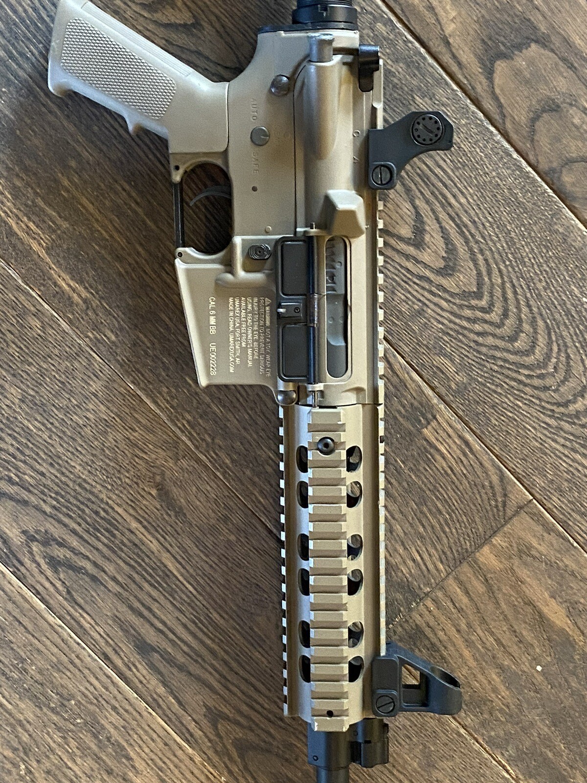Elite Force CFR Airsoft M4 ( Starter Pack)