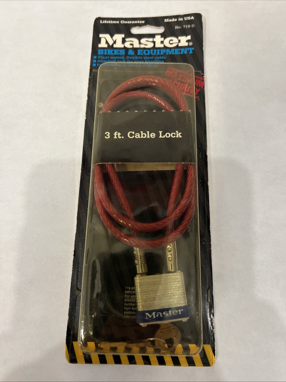 Master Lock 719D Steel Cable with Integrated Outdoor Padlock with Key, 1 Pack