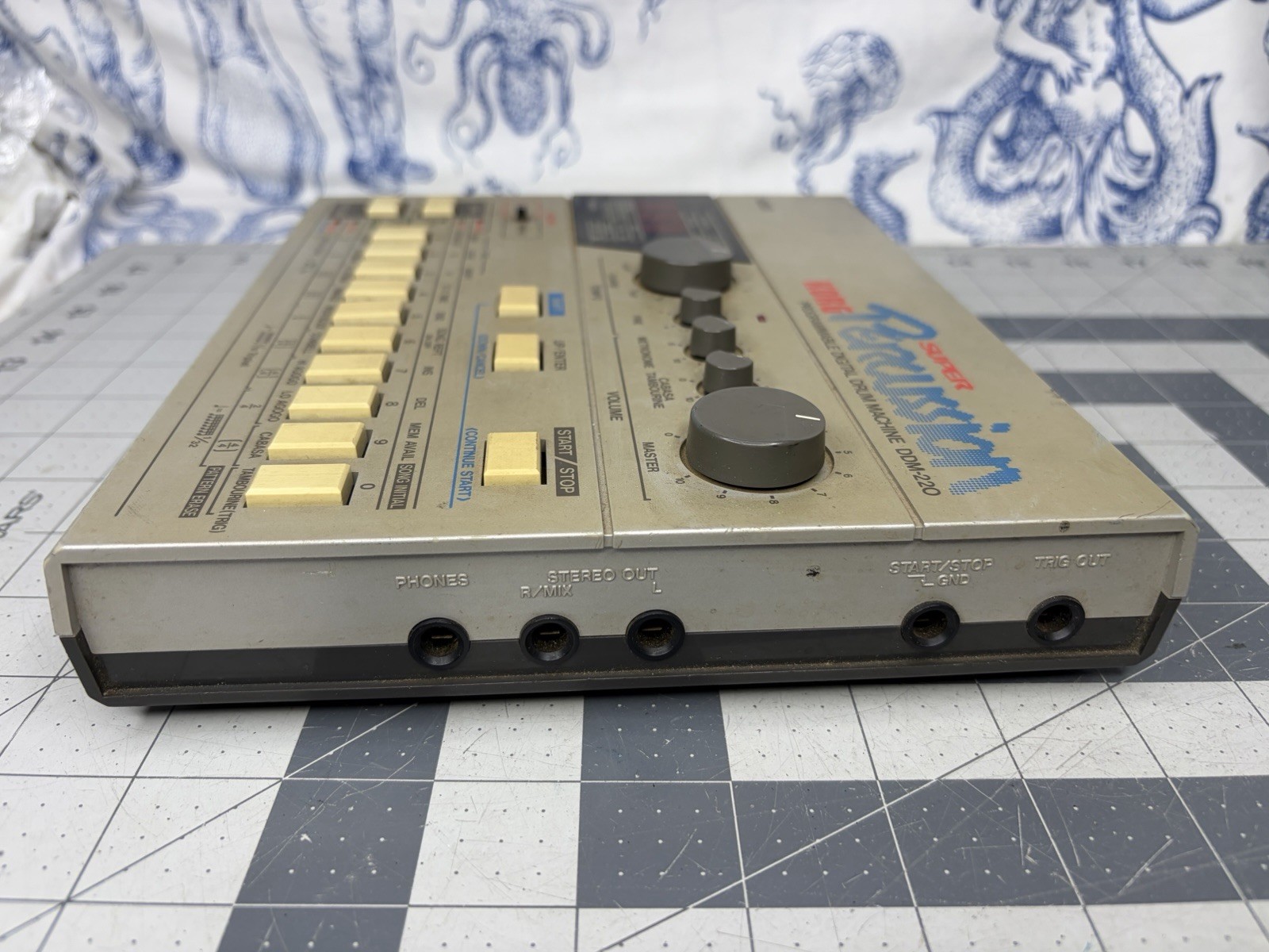 Korg DDM-220 Super Percussion Drum Machine, No Battery Cover