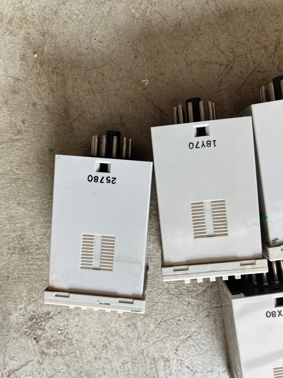 Lot Of 9 Untested Omron H3CA-A Digital Timer Relays 11 pin