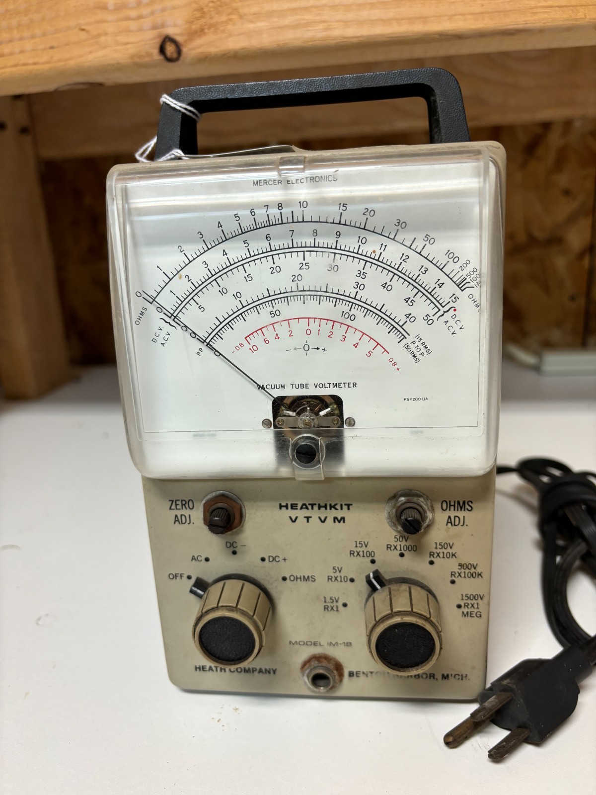 Heathkit IM-18 VTVM - less probe