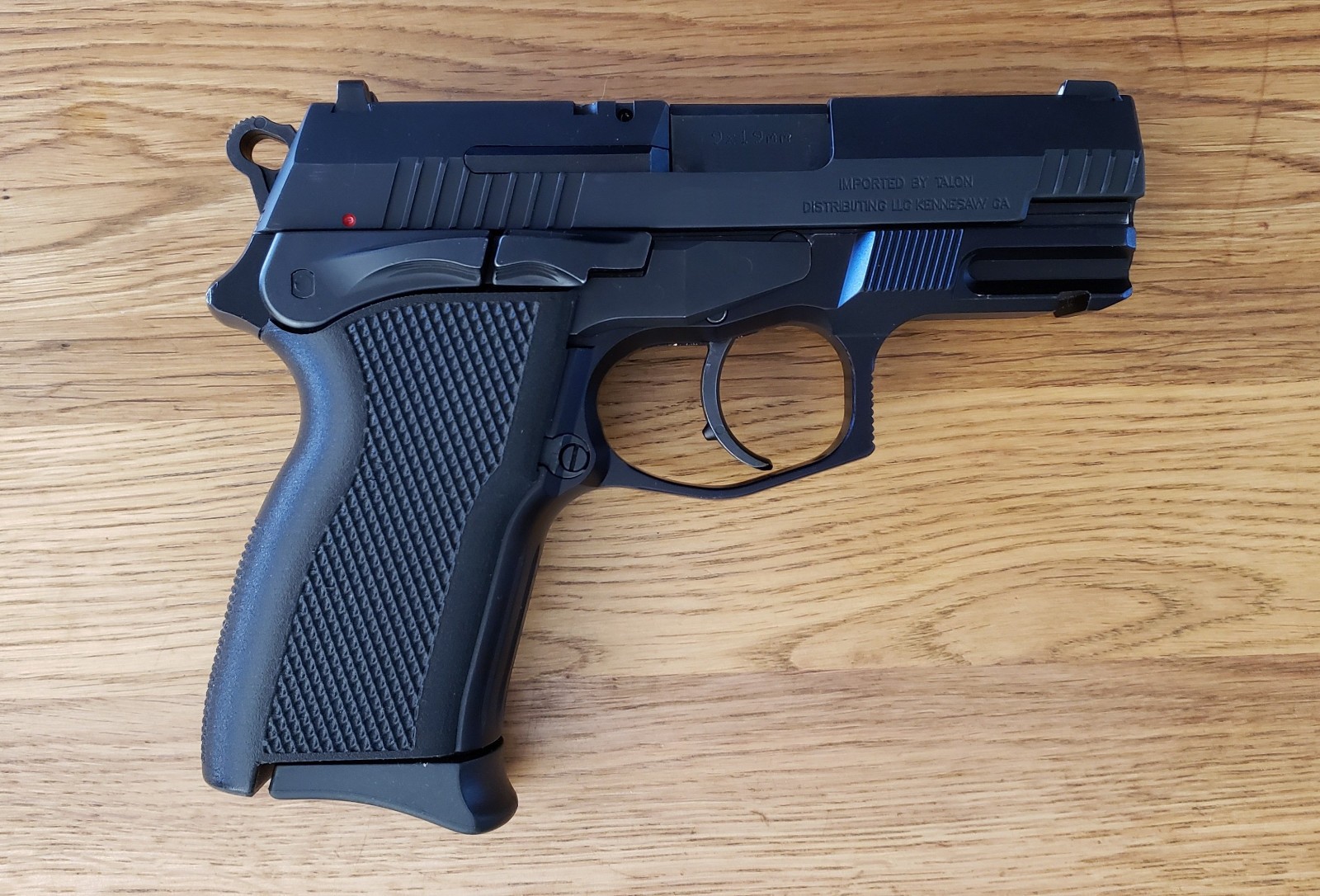 Bersa TPR9C Compact Pistol Grip Upgrade, Enhanced Texture & Backstrap, Thunder.