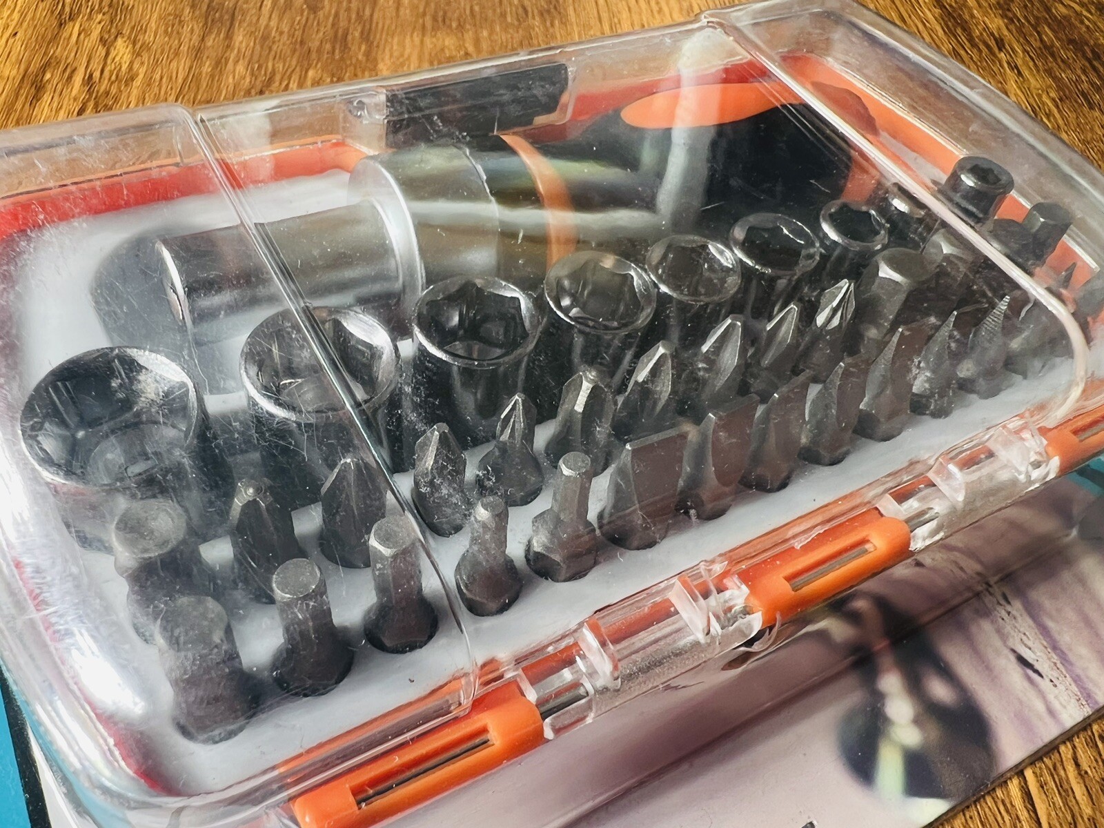 37 Piece Ratchet Screwdriver And Socket Set New