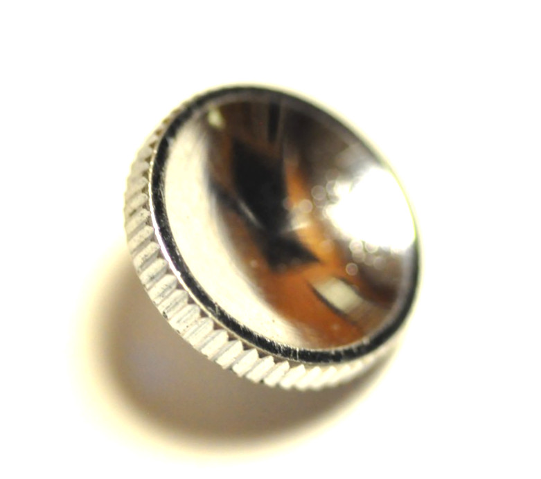 Unbranded 15mm soft shutter release button for most cameras. Standard thread.