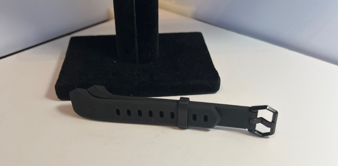 10 Fitbit Wristbands - Alta and Alta HR - Size Small (no tracker - see note ¹ )