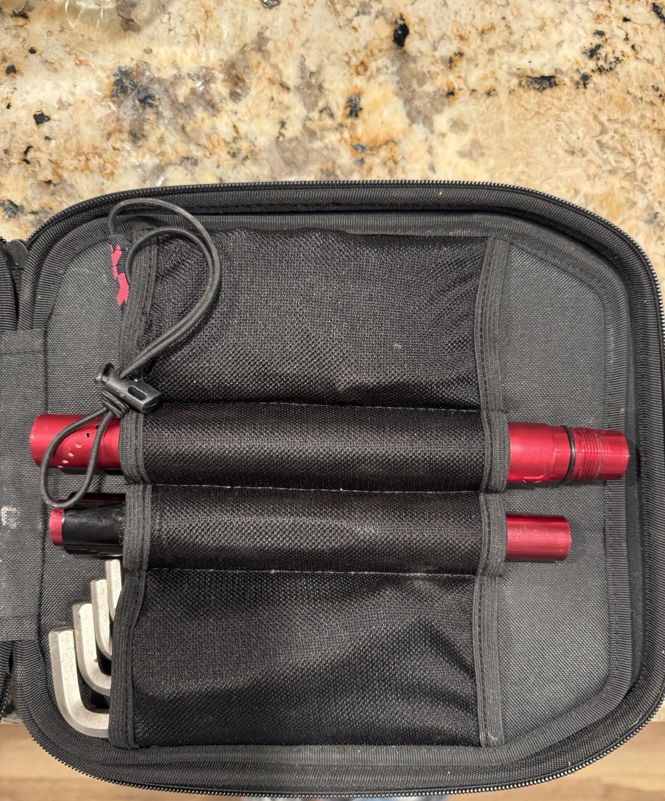 Shocker AMP Electronic Paintball Marker Red w/ Shocker Zip Case