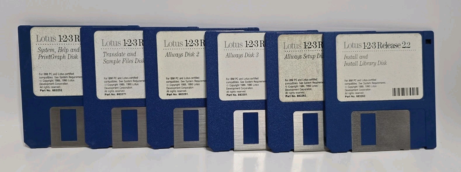 Lotus 123 Release 2.2 Software - 3.5" HD Disk - IBM PC DOS