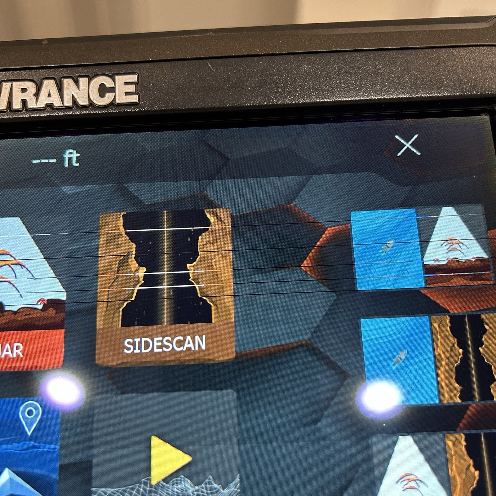 Lowrance Carbon HDS 12 Head Unit