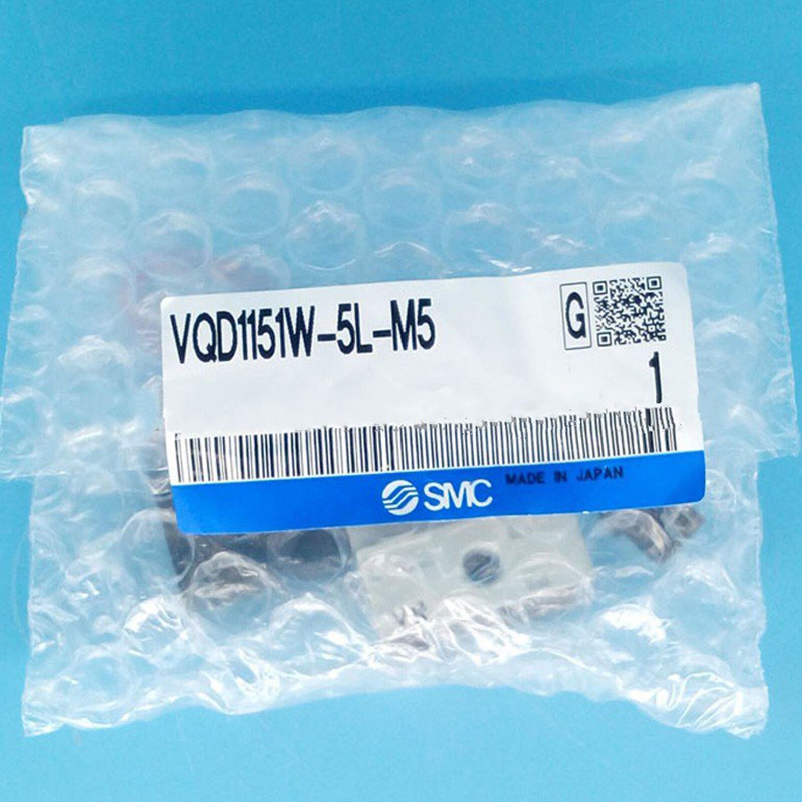1 piece brand new smc VQD1151W-5L-M5 Solenoid Valve Free ship *la