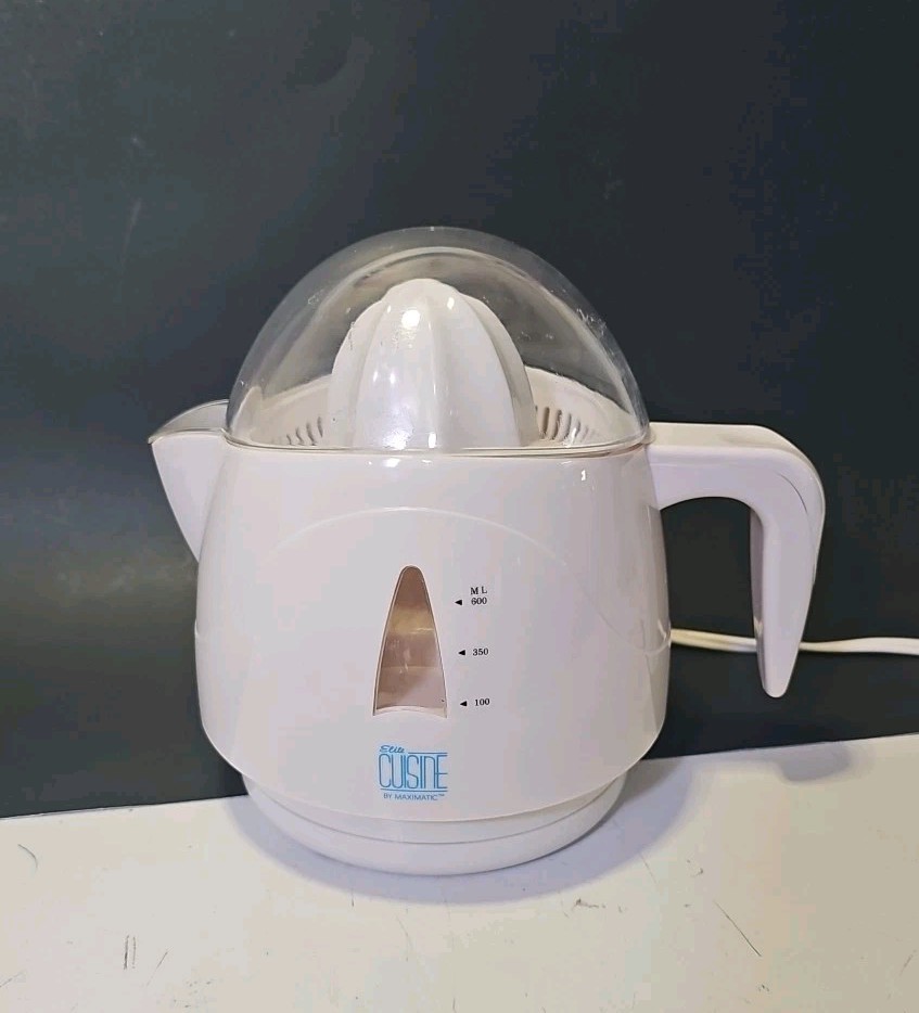 Elite Cuisine ETS-400 Citrus Juicer With Dual Cones. Good Condition.
