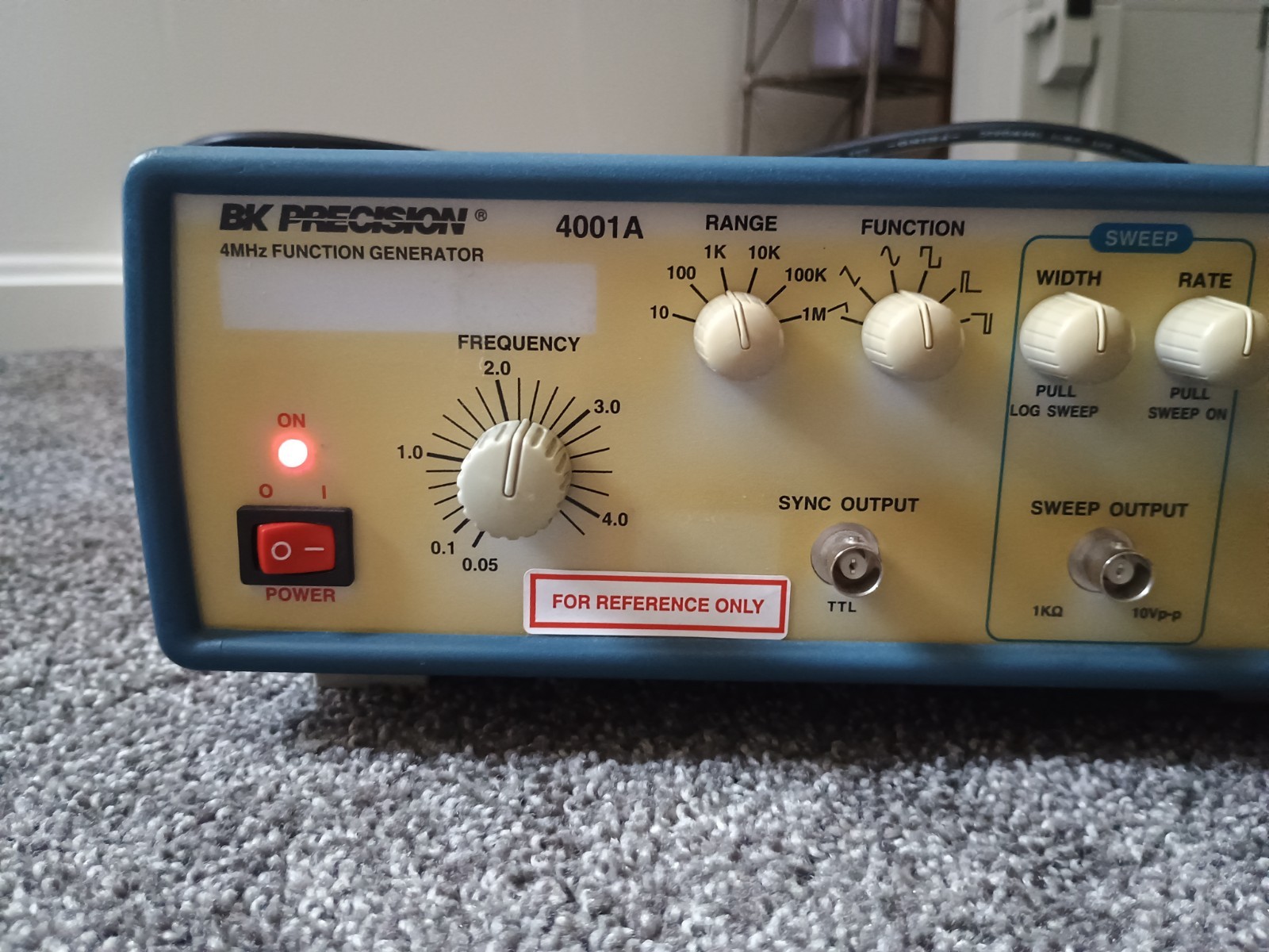 BK PRECISION 4001A 4MHz FUNCTION GENERATOR - Free Shipping