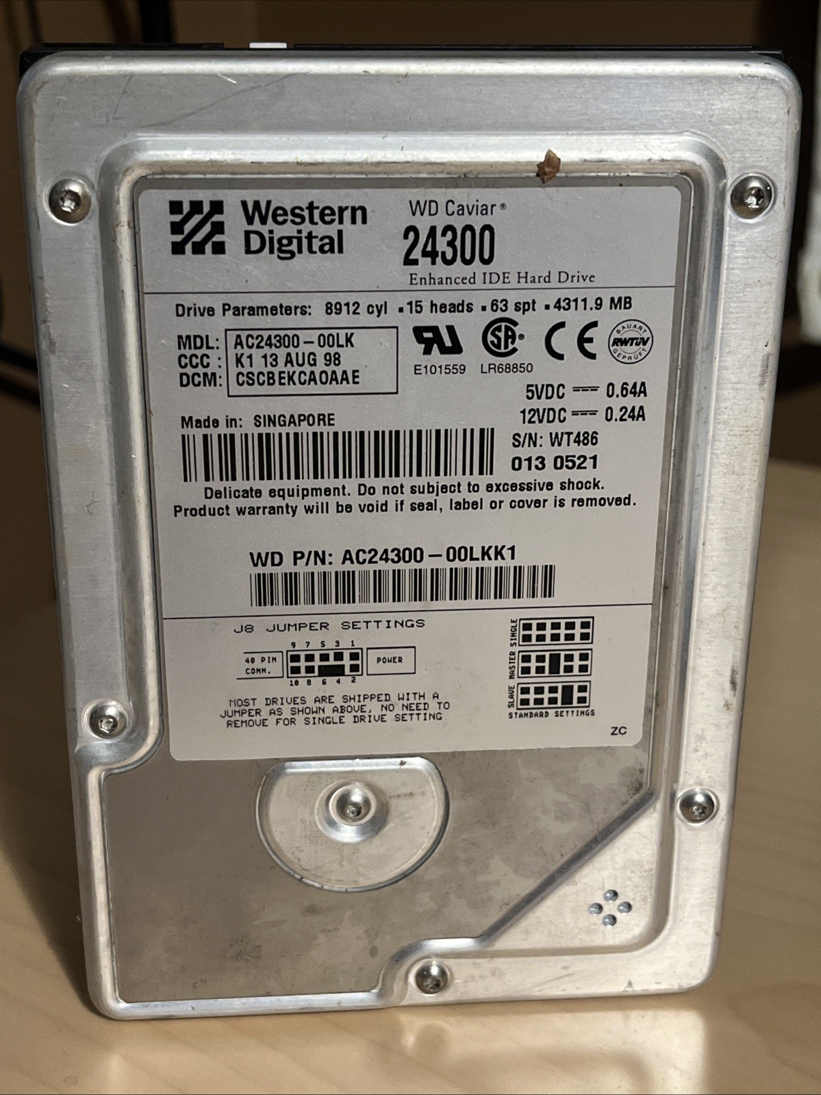 Western Digital AC24300-32LC Caviar 24300 4.3GB 3.5 IDE HDD Vintage 1998 Retro