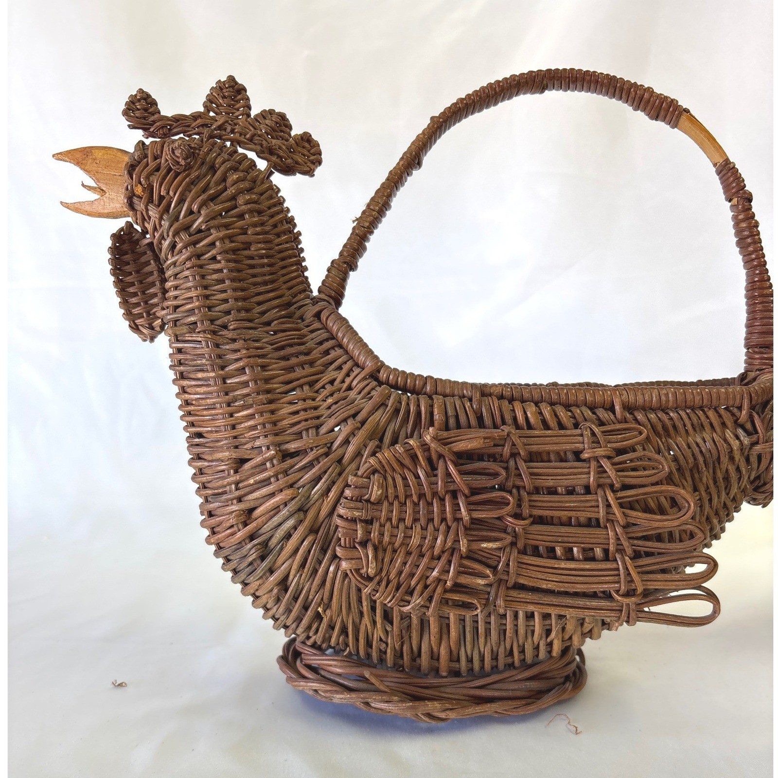Vintage Wicker Rooster Basket Woven Rattan Chicken Farmhouse Decor Brown