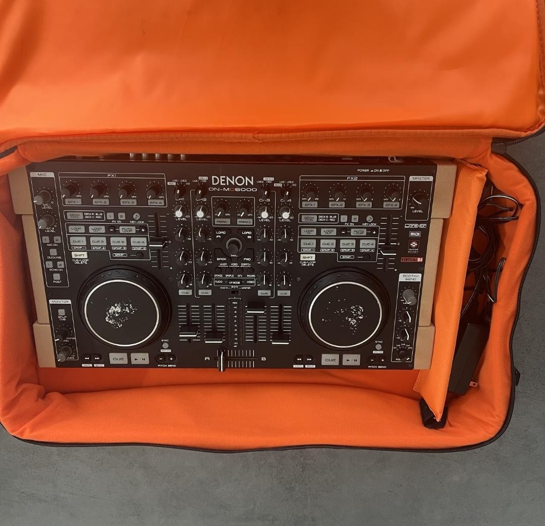 Denon DJ DN-MC6000 DJ Controller Mixer Black With Box