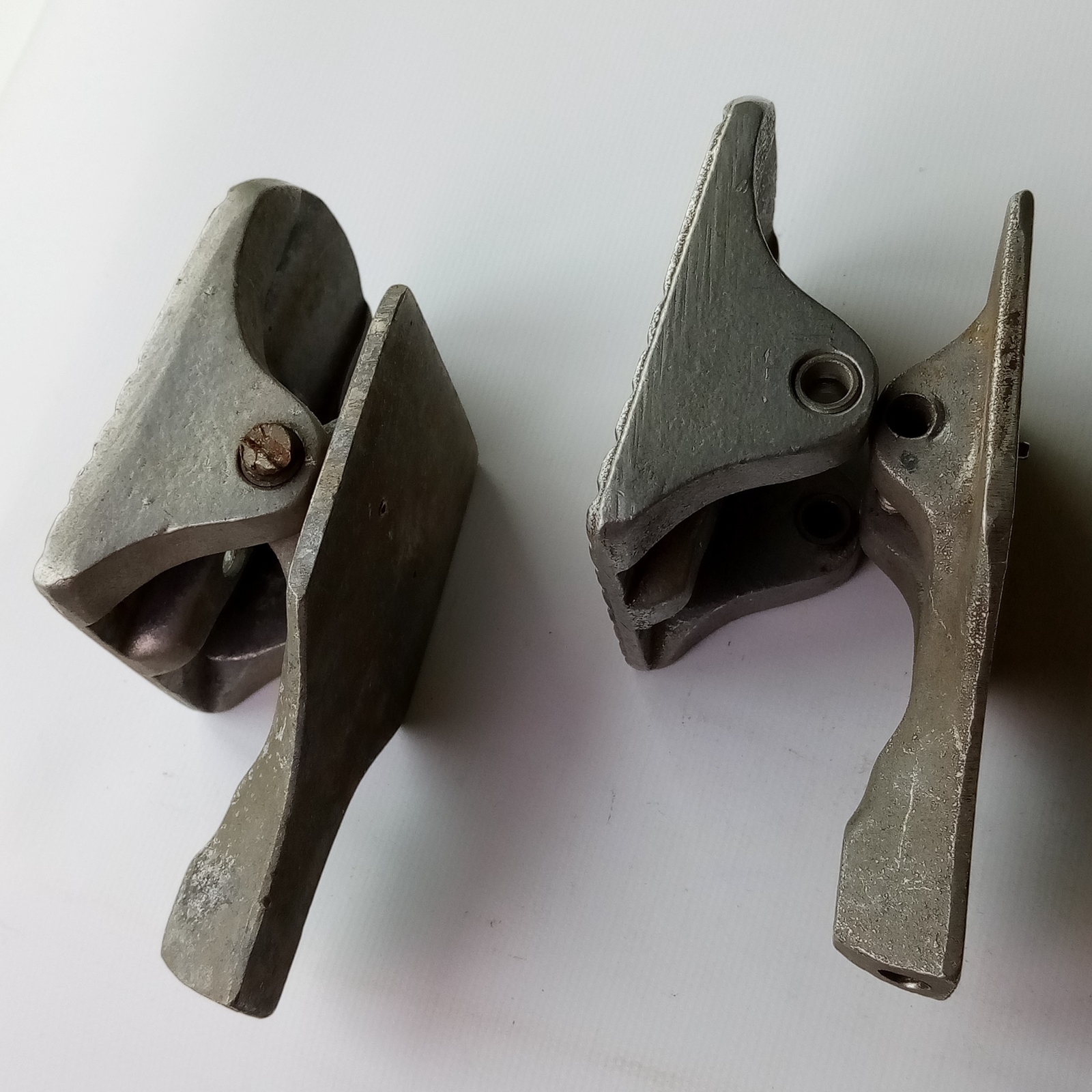 *Rogers 2x Solid Footboard Heel Plates Swivomatic Bass Drum Foot Pedal Swivo USA