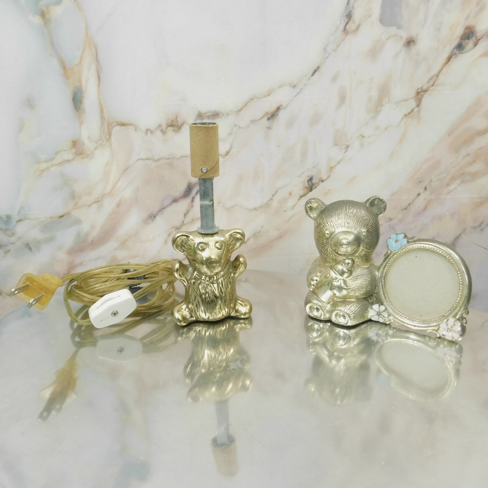 Vintage Lot Brass Teddy Bear Picture Frame Nightlight Lamp w/ 75" Cord & Bank