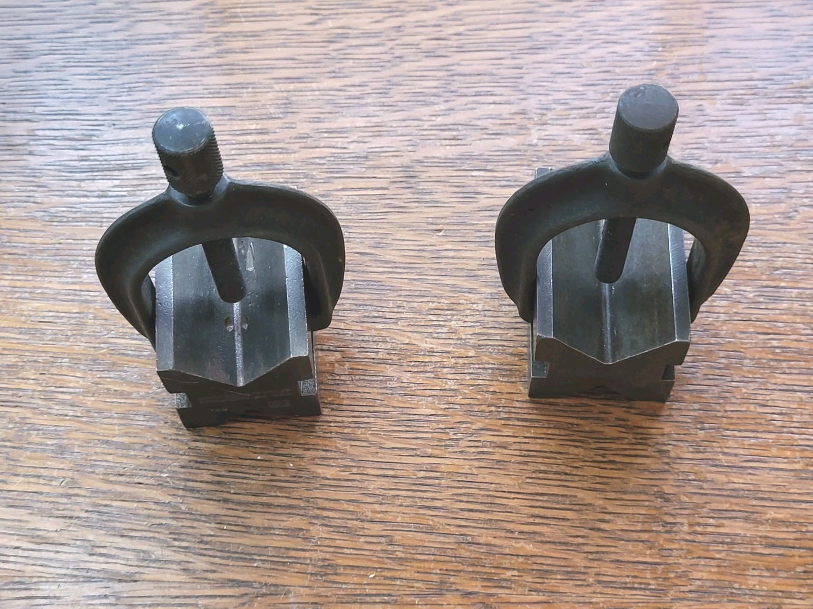 (2) Vintage Brown & Sharpe No. 749 V-Blocks w/Clamps Machinist Tools USA