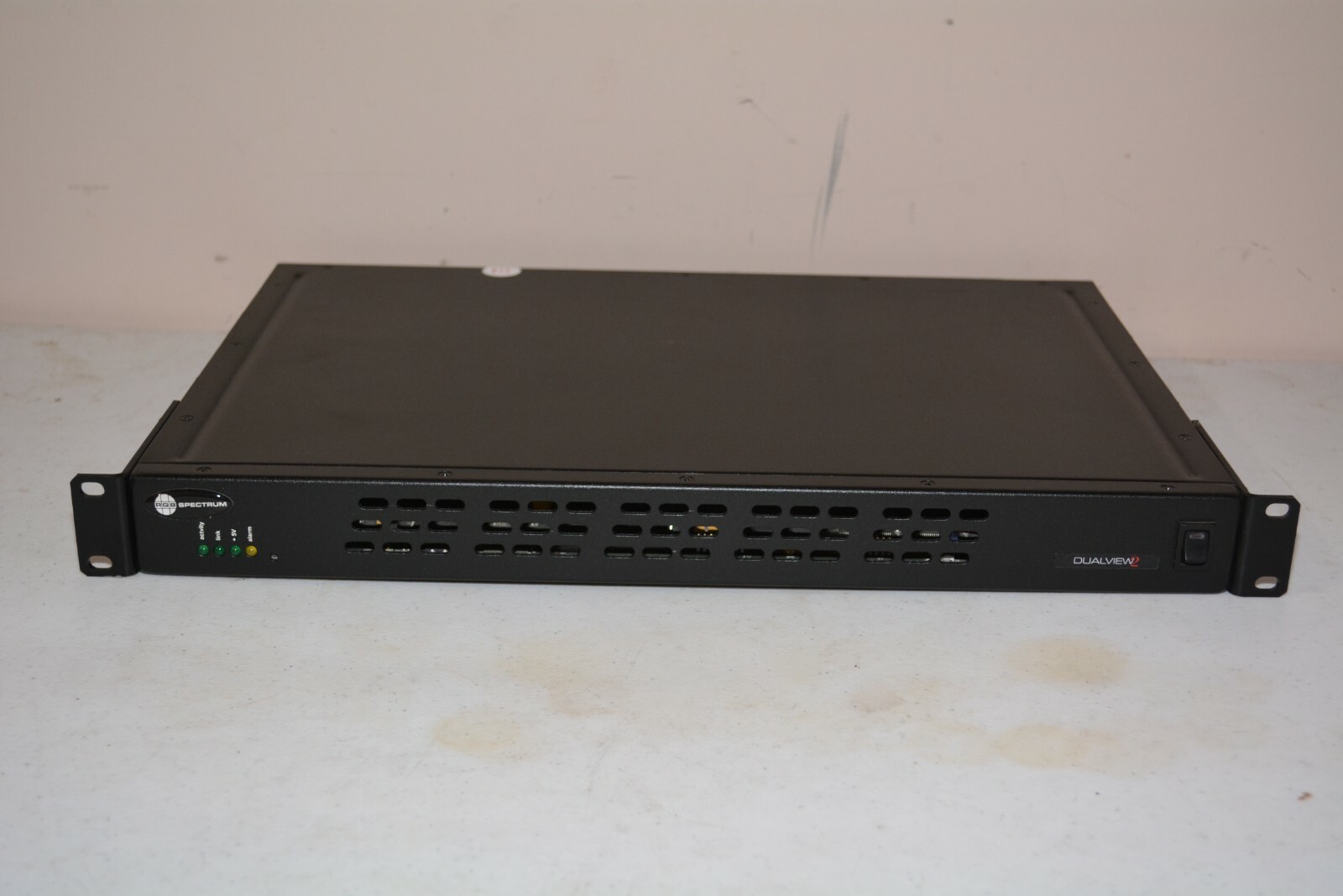 ^ RGB Spectrum Dualview 2 250 RGB/DV2 Two Window Video Display Processor #D622
