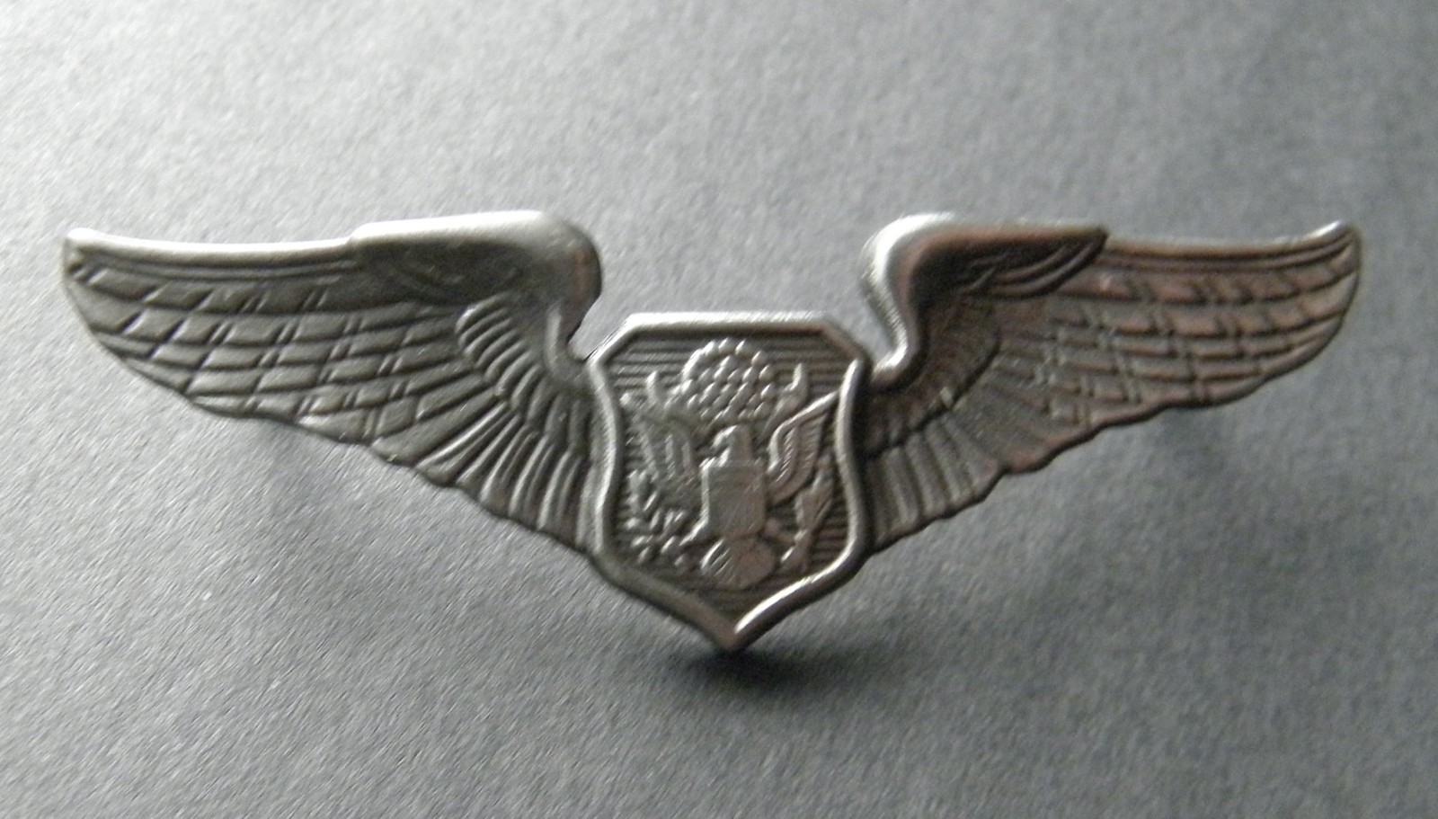 AIR FORCE OFFICER BASIC AIR CREW WINGS PIN BADGE 2 INCHES AIRCREW