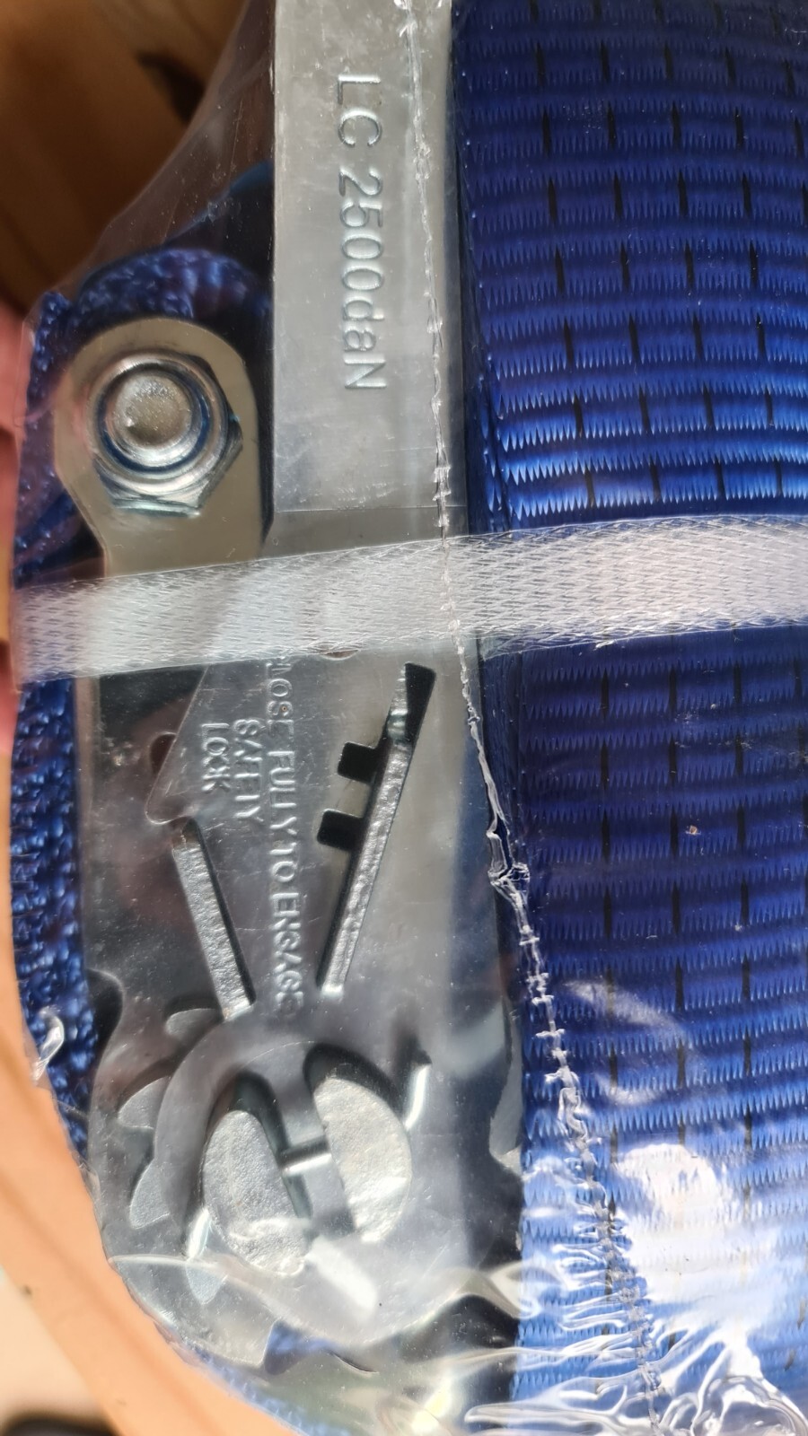 heavy duty 10m x 50mm ratchet & strap