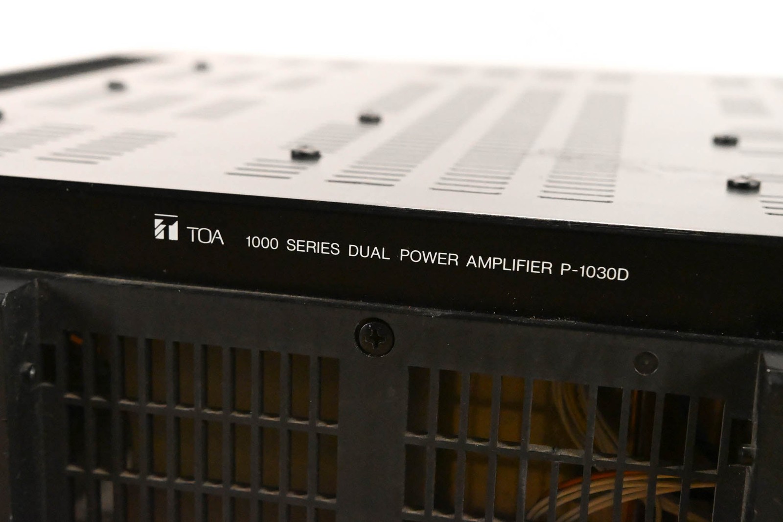 TOA P-1030D 2-Channel Power Amplifier CG00PY8