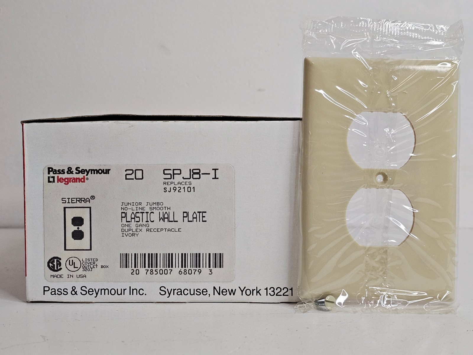 Pass & Seymour Legrand Sierra SPJ8-I Junior Jumbo Plastic Wall Plate Ivory 20 CT