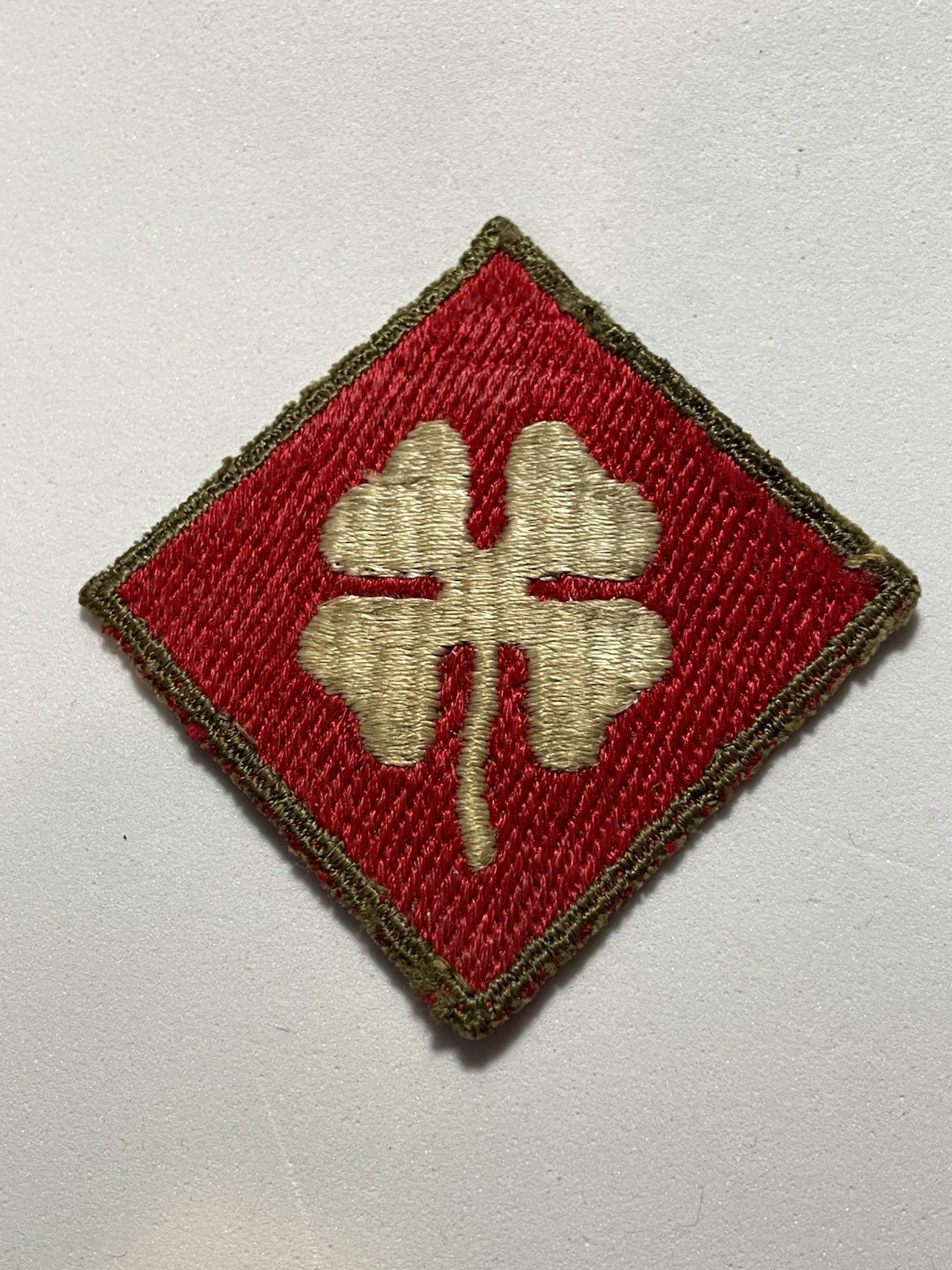 SALTY ORIGINAL CUT-EDGE FULLY EMBROIDERED WW2 4th ARMY OD BORDER PATCH #121125-1