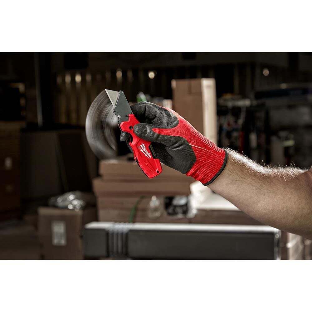 Milwaukee Fastback 6In1 Folding Utility Knife