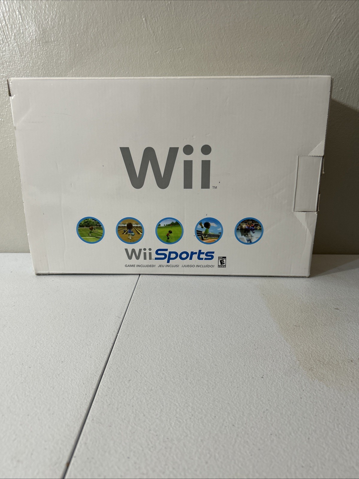 Wii Bundle Deal /console/ 2 Controllers/ Power Cords /4games/ In Box