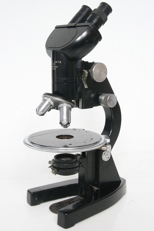 Leitz leica binocular compound  Microscope