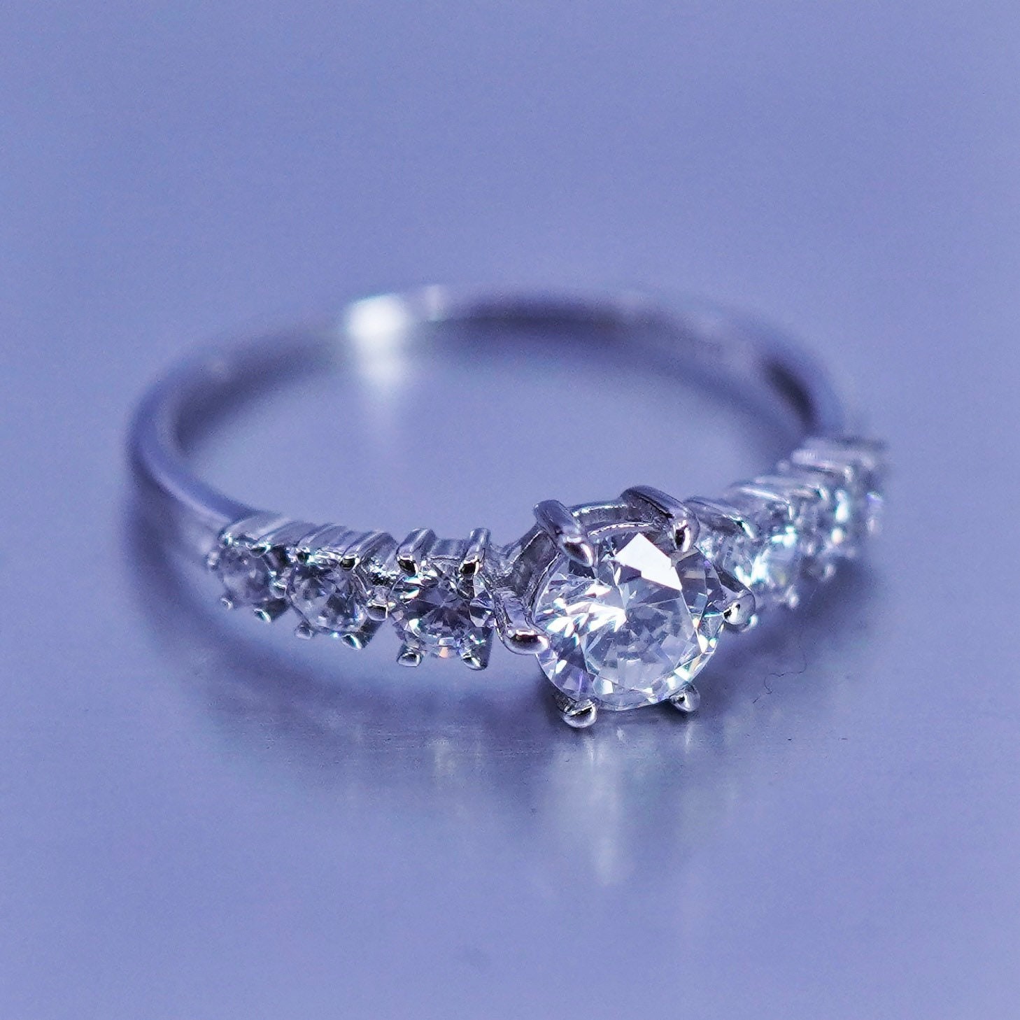 Size 8, vintage Sterling 925 silver handmade band ring with cluster Cz