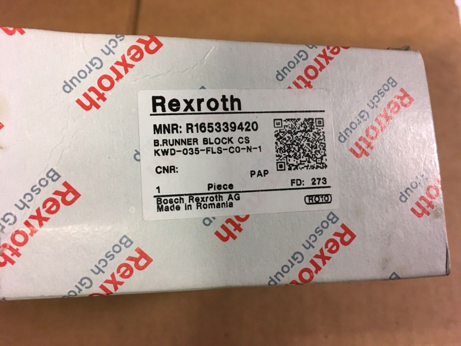 Bosch Rexroth linear carriage guide, R165339420, NOS, KP-382A