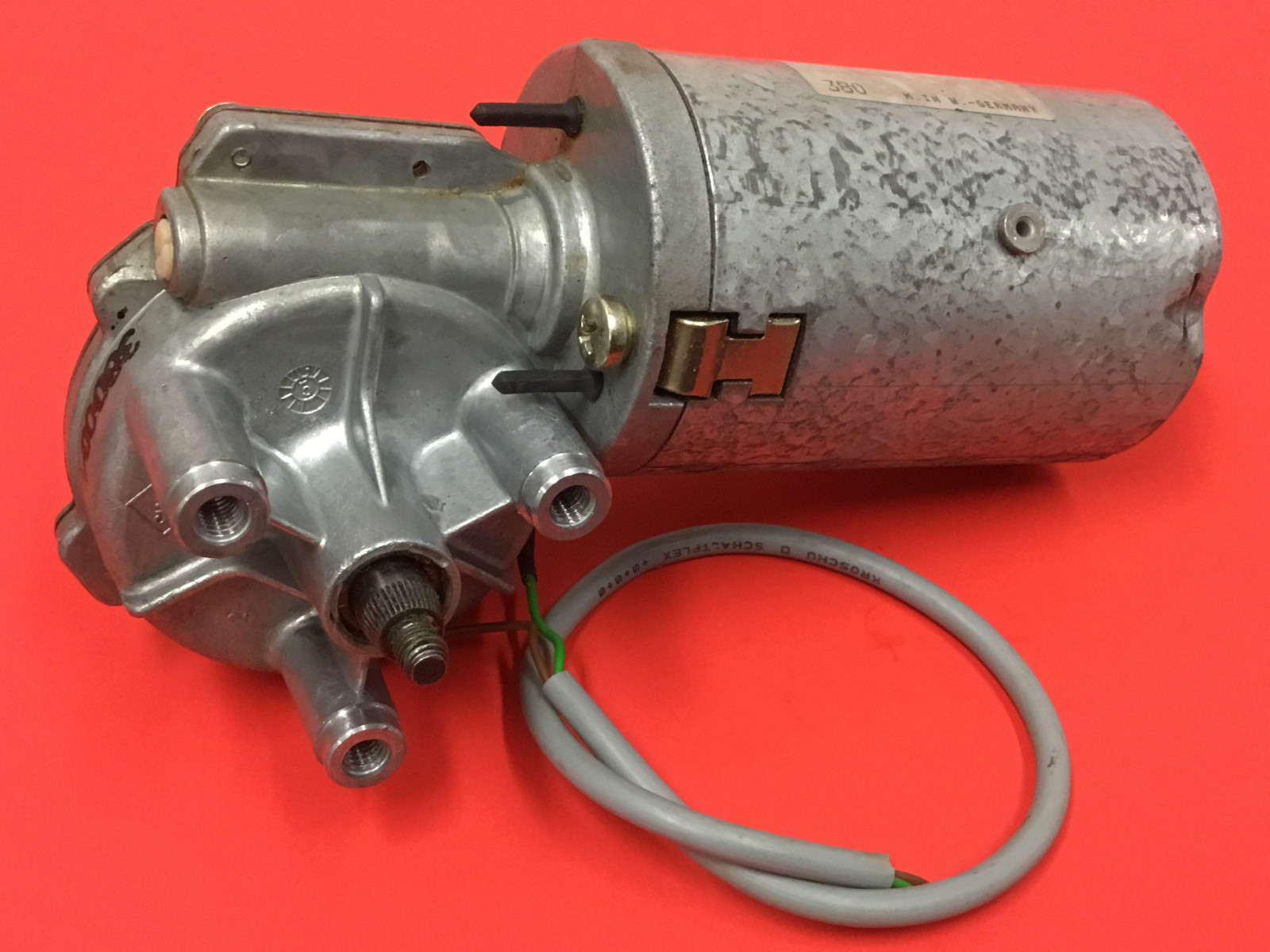 SWF - P/N: 402.590 - 12V Motor