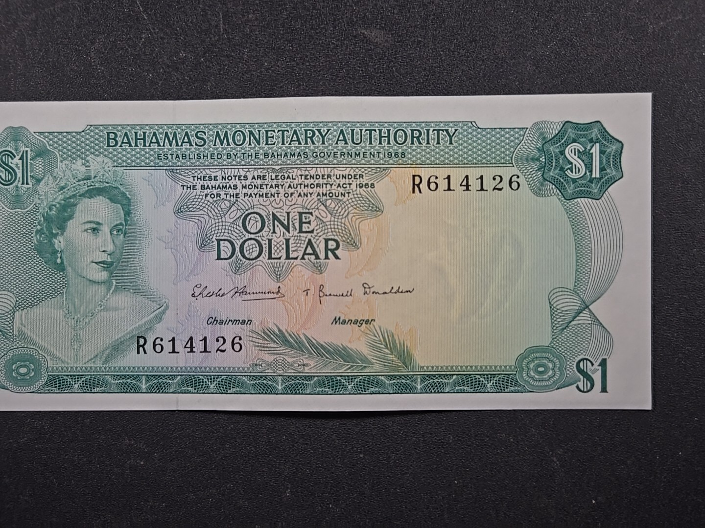 1968 BAHAMAS $1 - Pick# 27 - Solid XF/AU