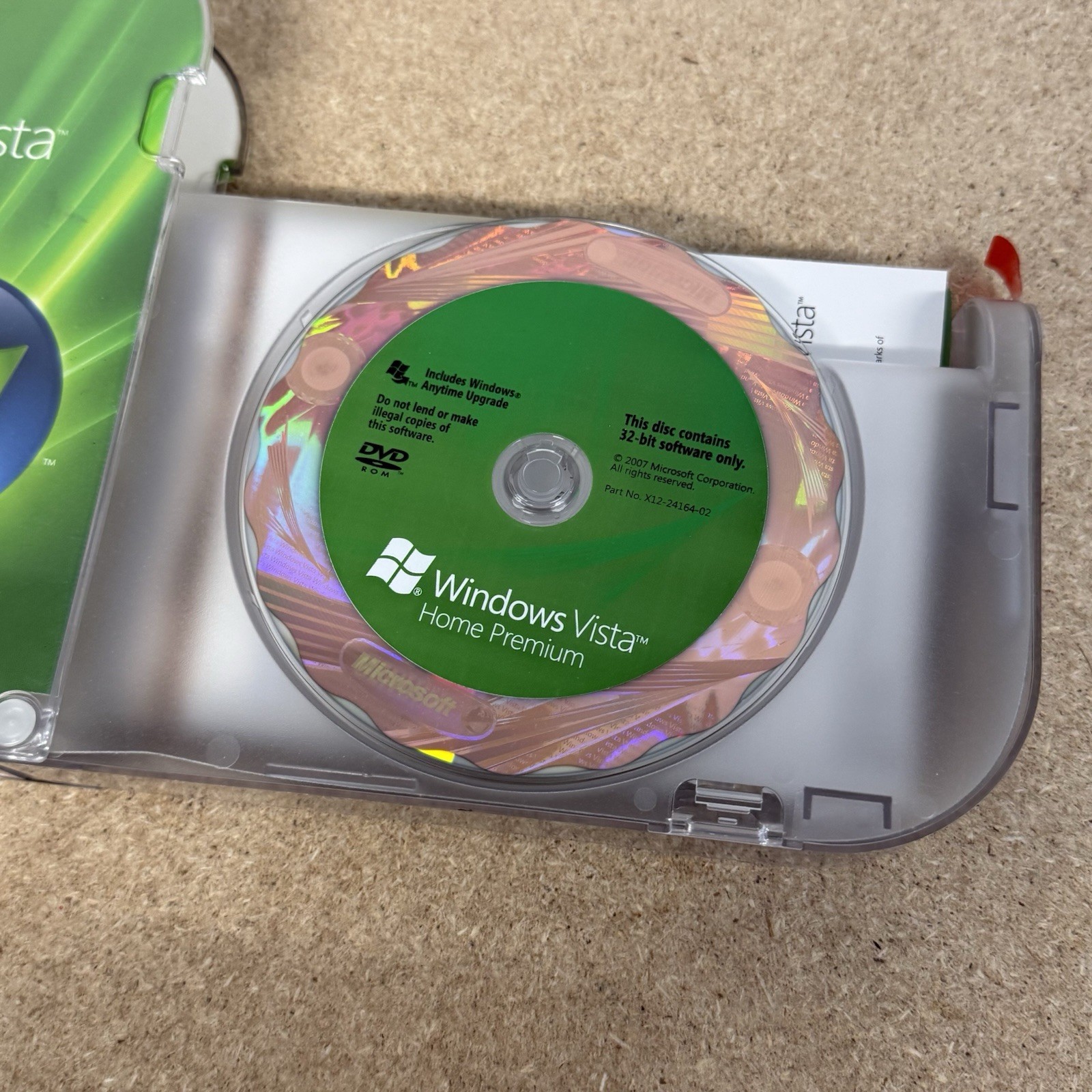 Microsoft Windows Vista Home Premium - 32-Bit Full Retail Box w/ Key