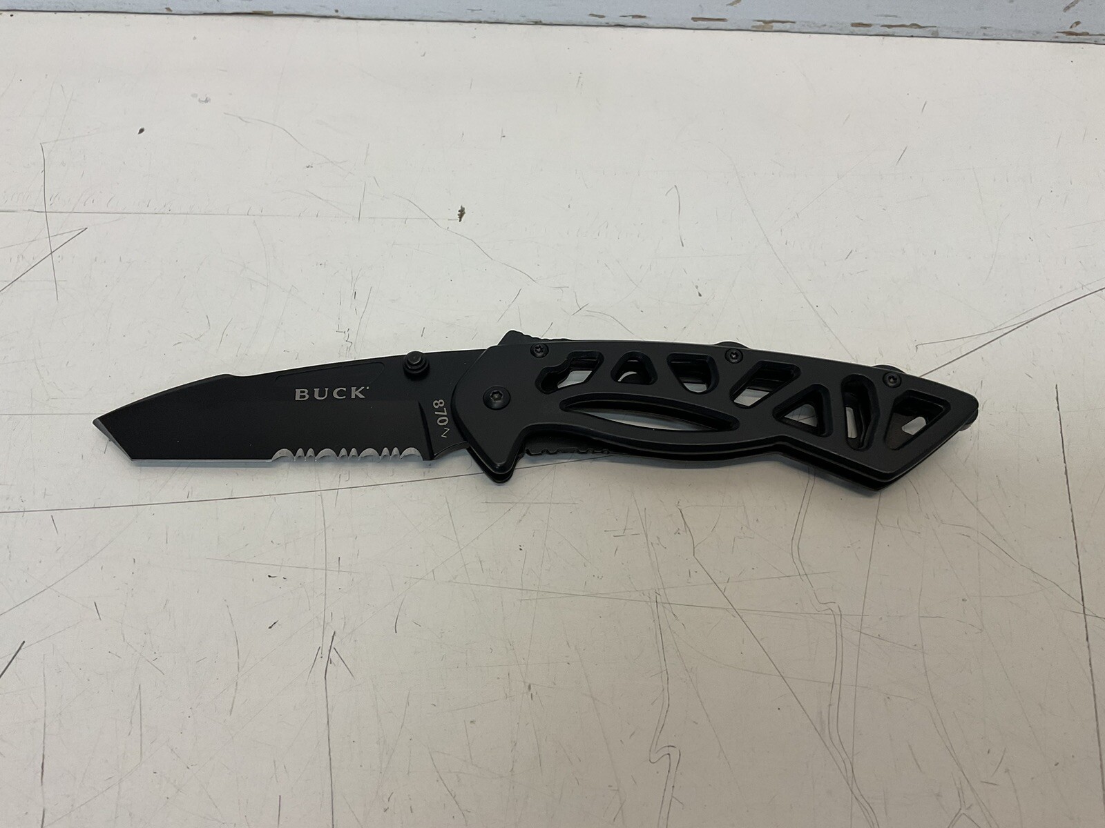 Buck 870 Bones Folding Pocket Knife