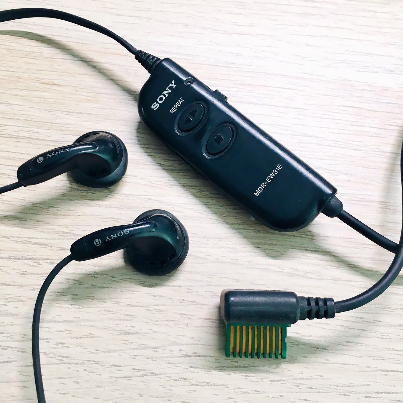 SONY EW31E Remote Control for Sony Walkman Cassette Player, EX555 66 707 88 : )