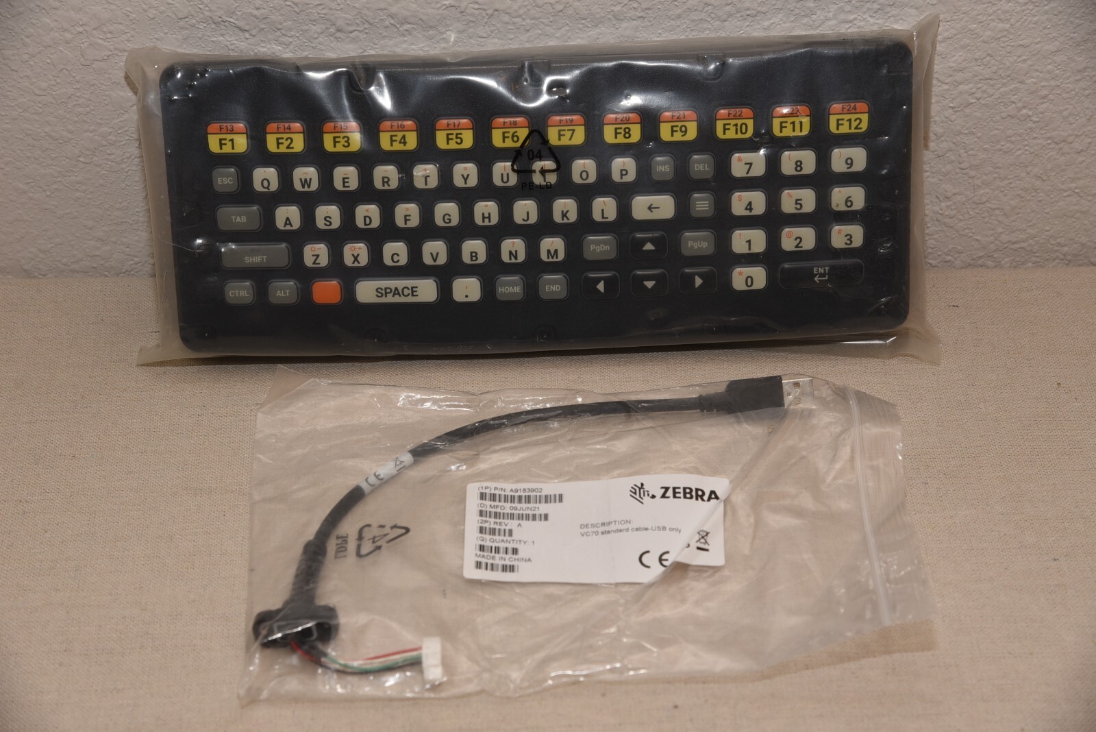 Zebra KYBD-QW-VC Qwerty Keyboard for Vehicle Mount Computers with USB cable –NEW