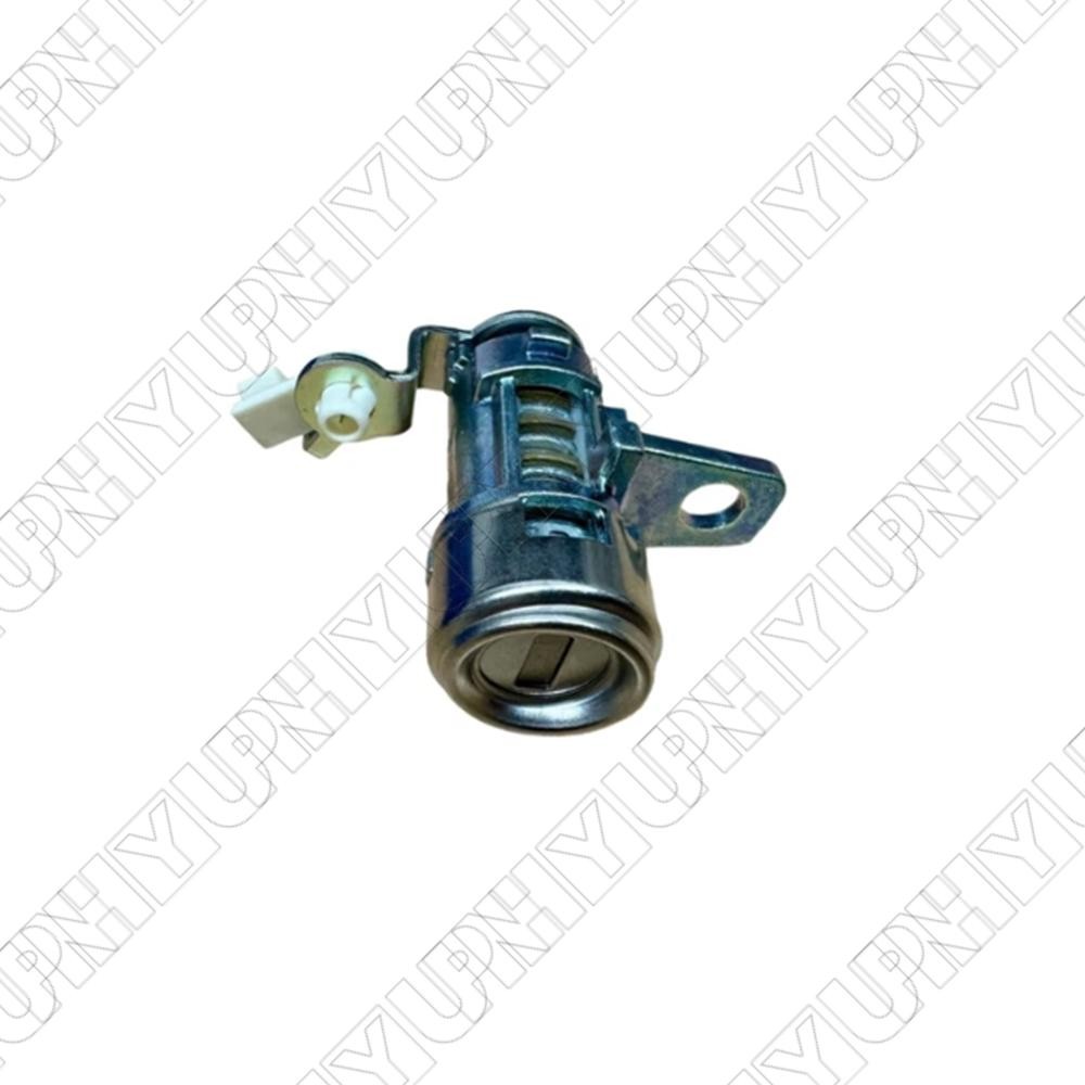 1 Set Door Lock Cylinder with 2 Keys For Dodge Attitude Hyundai Accent 2012-2014