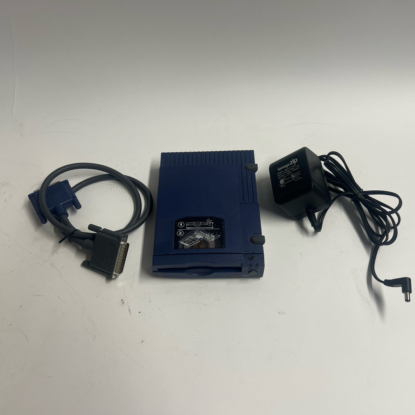 Iomega Zip 100 Portable External Drive Z100P2, Cable, Power Supply