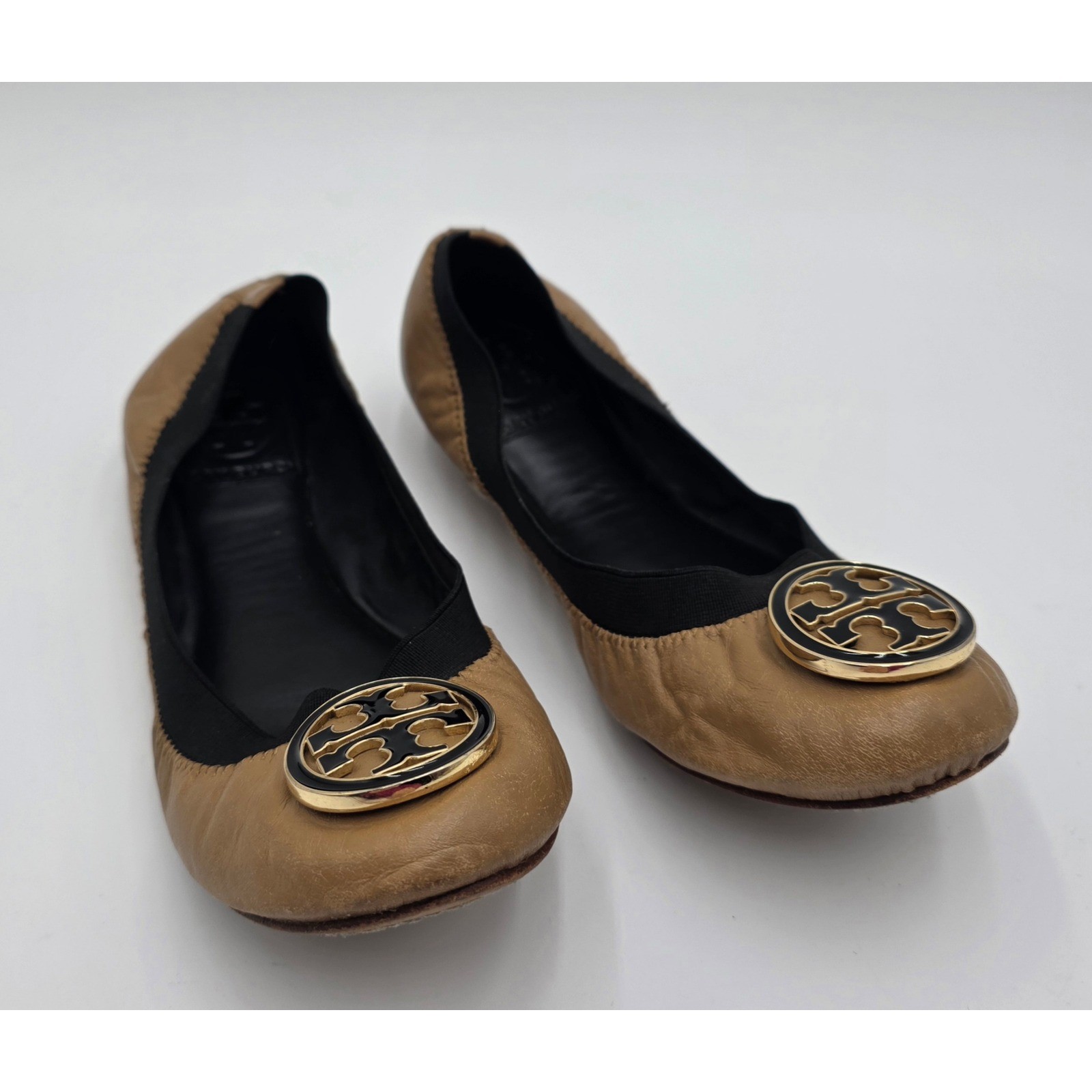 Tory Burch Reva Ballet Flats Tan Leather Black Elastic Gold Logo Size 6.5M