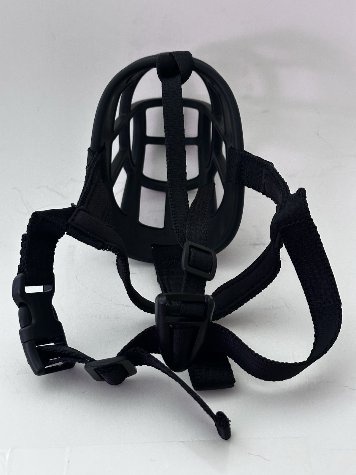 NEW BASKERVILLE ULTRA MUZZLE DOGS Size 4 Adjustable Comfortable 3" x 12.5"